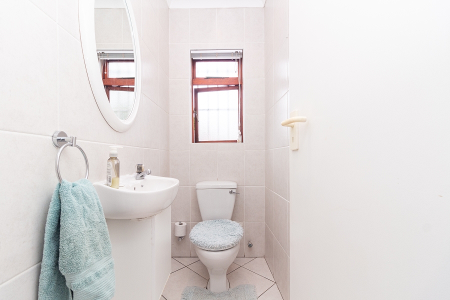 4 Bedroom Property for Sale in Pinelands Western Cape